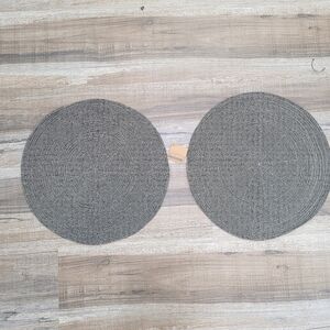 Beaded Placemat Charger Set. Gray Silver